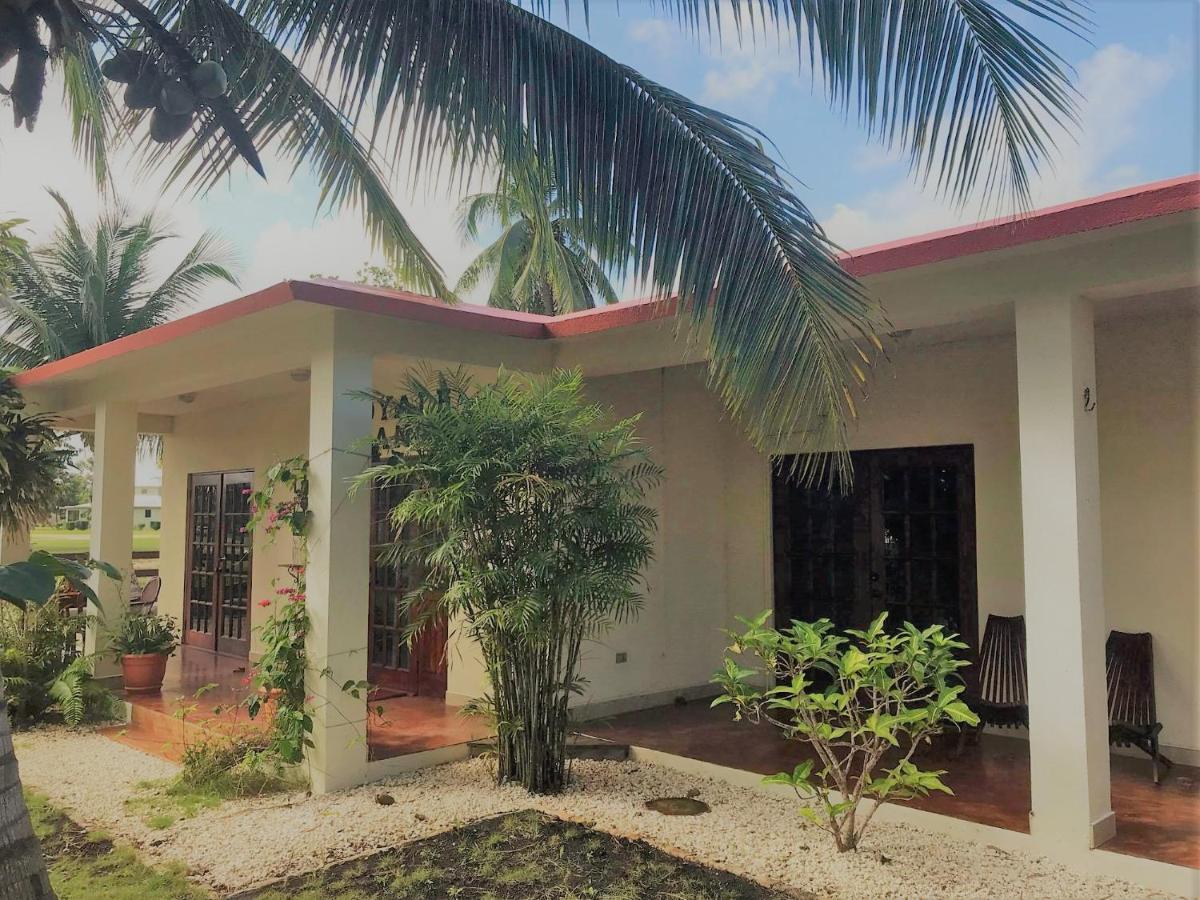 Royale Manor Villa Corozal Exterior foto